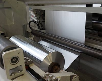 We supply aluminium foils in 6.3-4000 µ x 20-2000 mm.